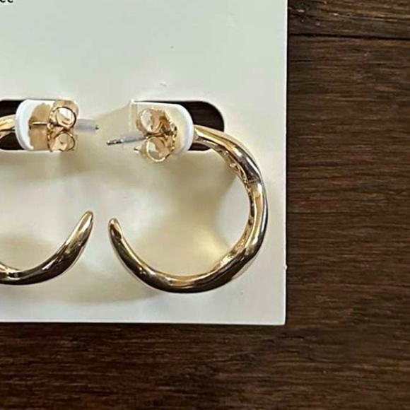 Open Edit-Wavy Molten Hoop Earrings-Gold rhodium-NWT - Picture 5 of 6